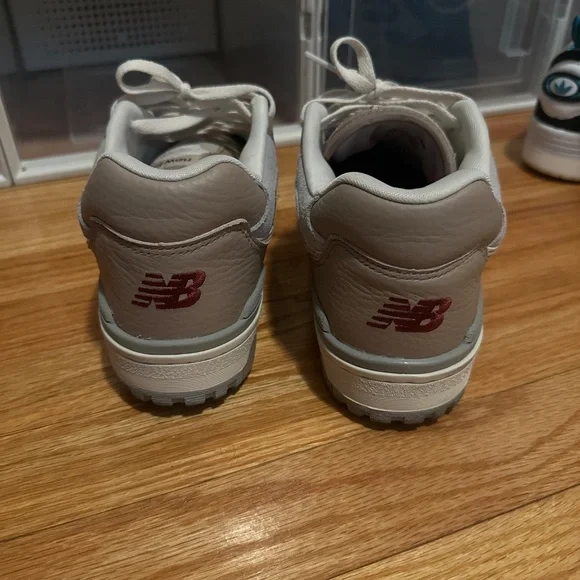 New Balance 550 - Picture 3 of 4